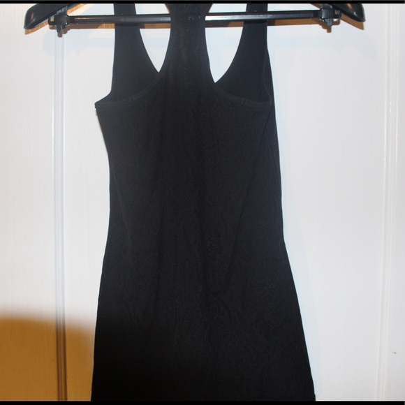 lululemon athletica Tops - Lululemon Lace Pattern Back Tank Top